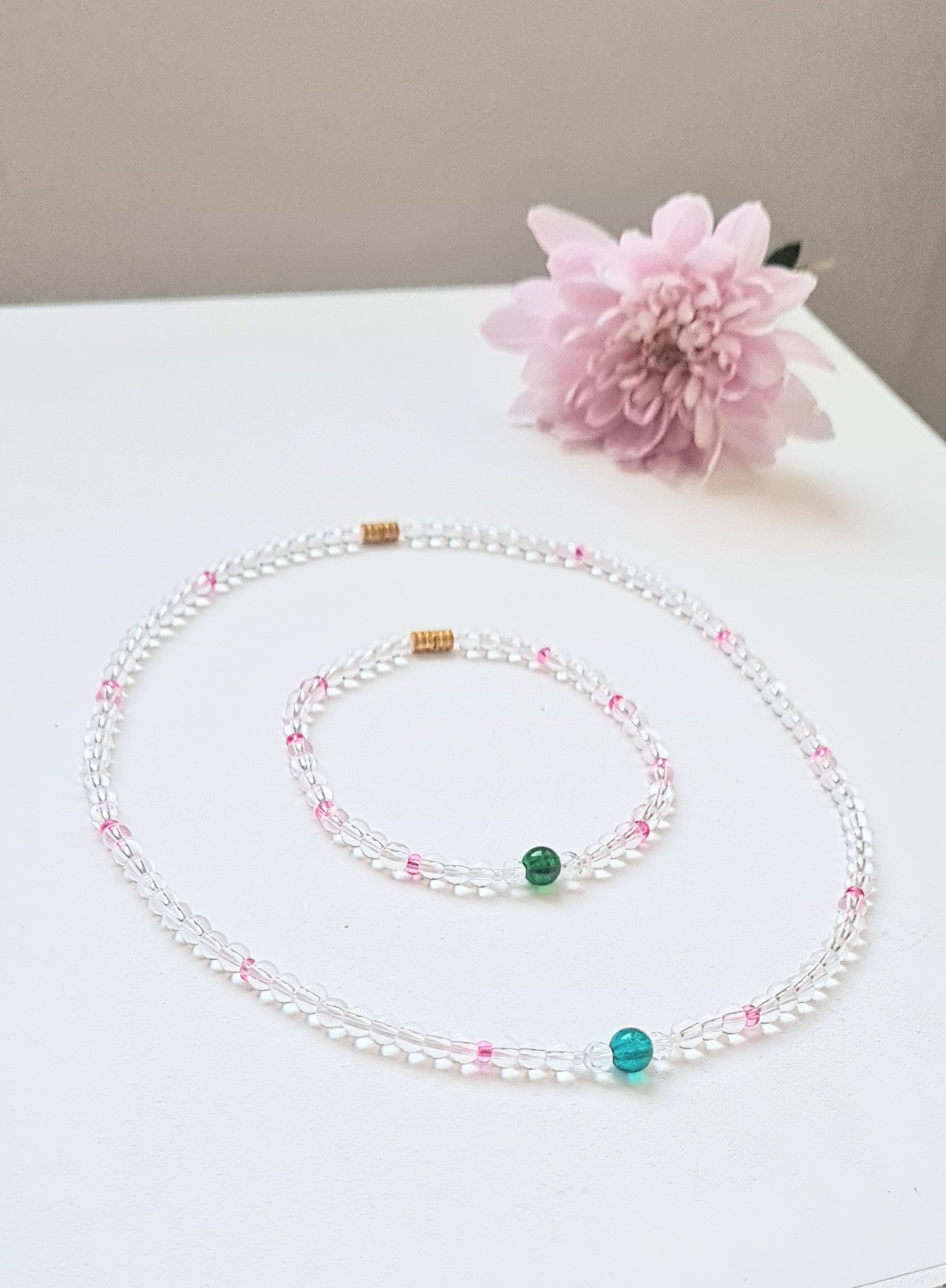 Raspberry Leaf – Necklace & Bracelet Set | The Light of Bloom