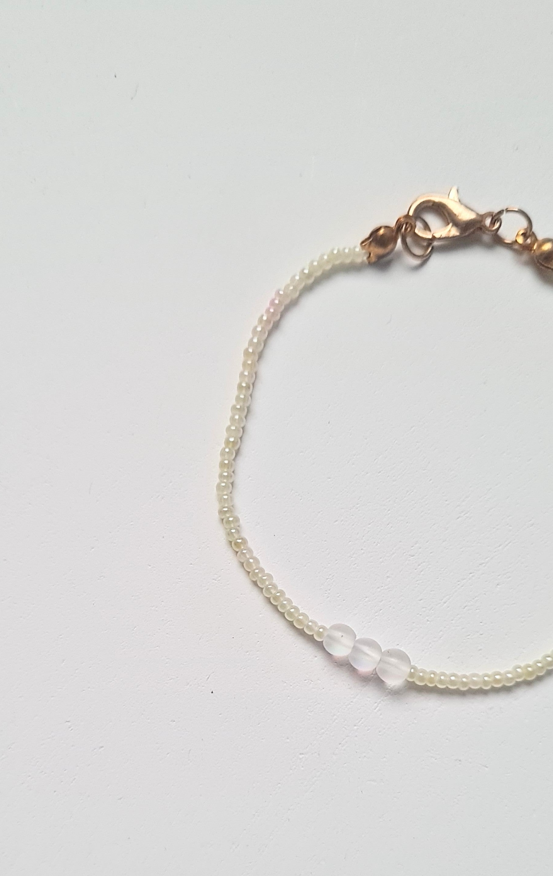 Light Olive 04 |The Light of Dawn